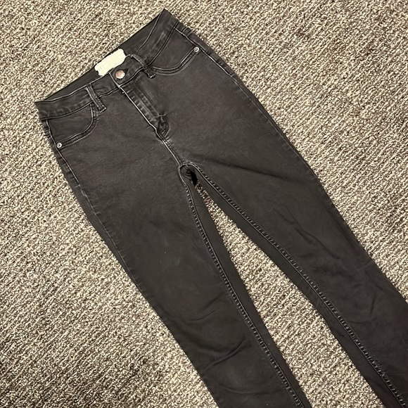 Free People Skinny Black Jeans 9 inch Rise 26R - Picture 8 of 12